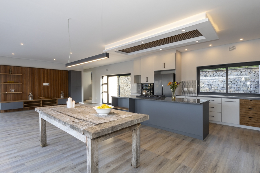 4 Bedroom Property for Sale in West Bank Eastern Cape